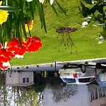 Villa Iris